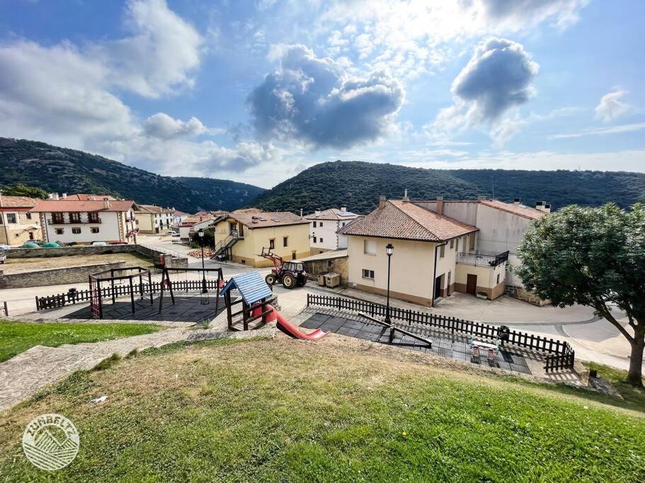 Casa Zunbeltz De 3 Habitaciones En Plena Montana Lezáun 外观 照片